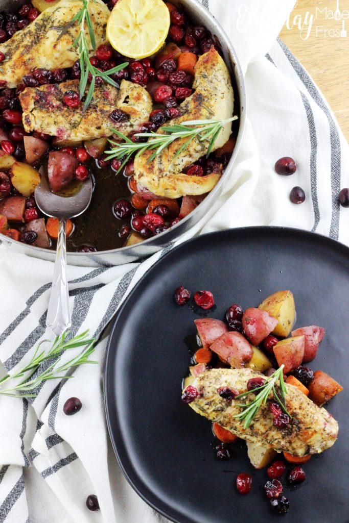 Nothing says winter quite like cranberries! Which is why this Cranberry Chicken & Vegetable Skillet is perfect to enjoy while they are still in season. | EverydayMadeFresh.com