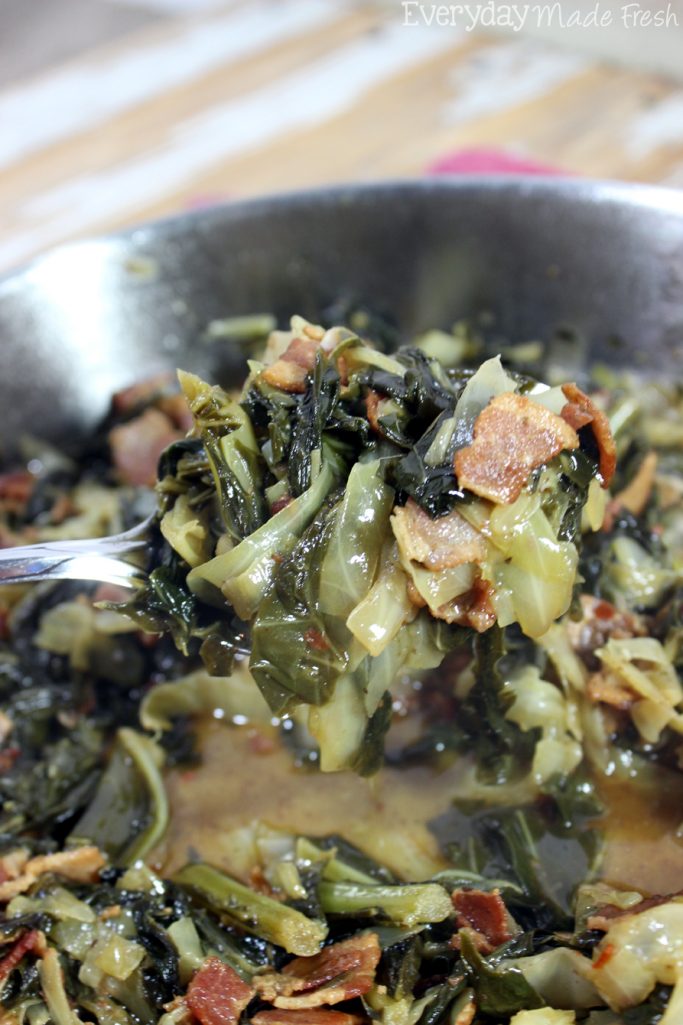 If I can make collard greens, you can too! Simple Southern Collard Greens are loaded with cabbage, thick-cut bacon, and spiced up just right.  | EverydayMadeFresh.com
