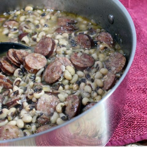 This popular southern dish gets a hint of smoke, and loaded with sausage for a Smoky Black-Eyed Peas and Sausage meal that is low carb and delicious! | EverydayMadeFresh.com