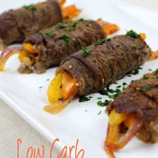 These Low Carb Steak Fajita Roll Ups are guilt free and loaded with flavors that won't leave you missing the tortilla! | EverydayMadeFresh.com
