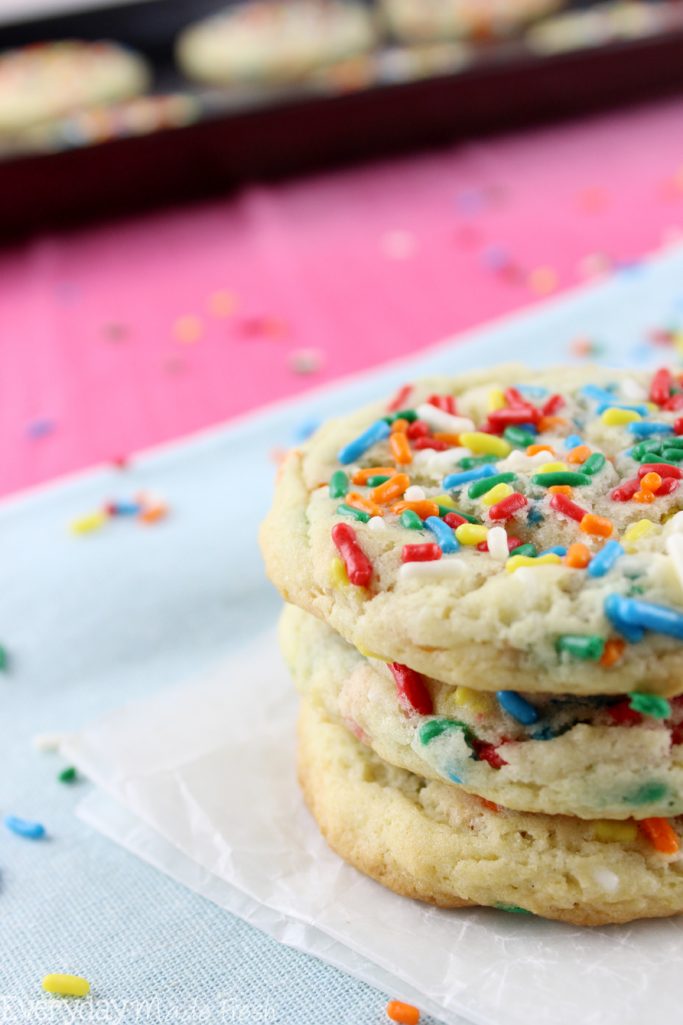 Perfectly Chewy Funfetti Sugar Cookies are perfect in texture and flavor. Hints of vanilla with the crunch of sprinkles make these cookies a favorite for everyone! | EverydayMadeFresh.com