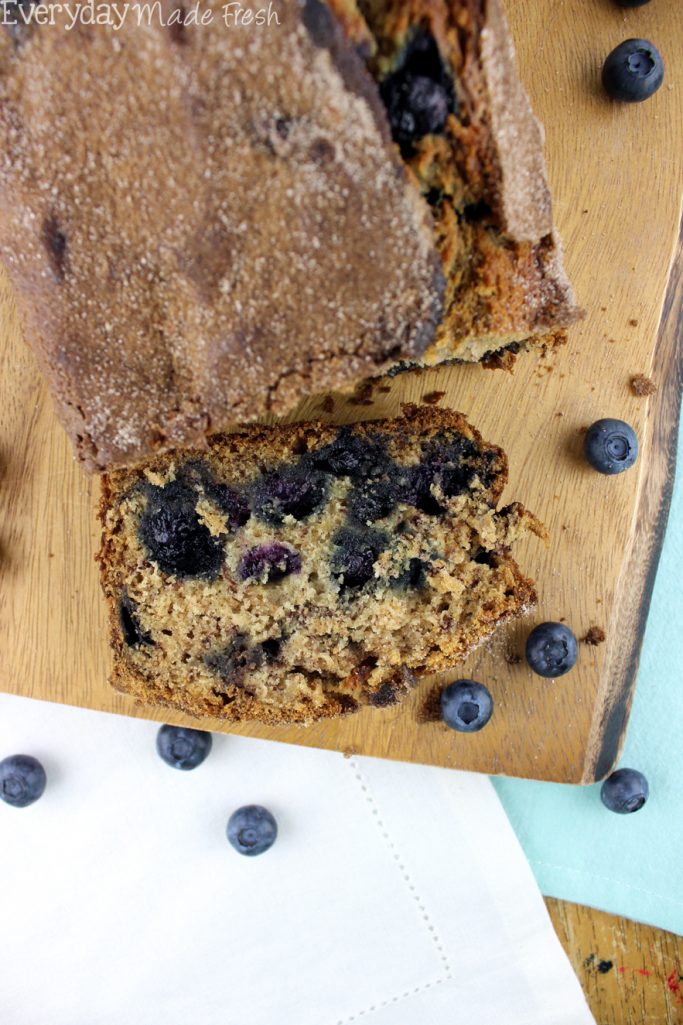 Banana bread just got an upgrade with fresh plump blueberries and a touch of cinnamon! This Blueberry Banana Bread is perfect for breakfast and snack time! | EverydayMadeFresh.com