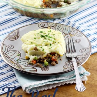 I've eaten plenty of Shepherd's Pies throughout the years, and they can all pretty much be the same...Until this one. I can honestly say, without a doubt, this is The Best Shepherd's Pie! | EverydayMadeFresh.com