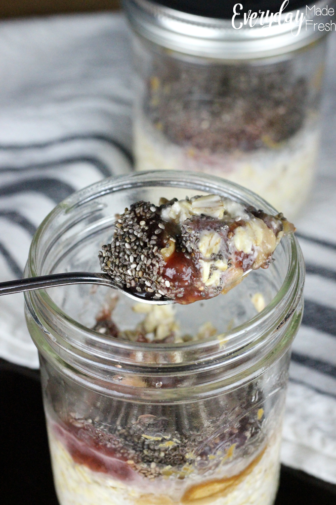 Not enough time in the mornings? Grab a jar, a few ingredients, and make these Peanut Butter & Jelly Overnight Oats ahead of time. The kids will love this fun twist on their favorite sandwich. | EverydayMadeFresh.com