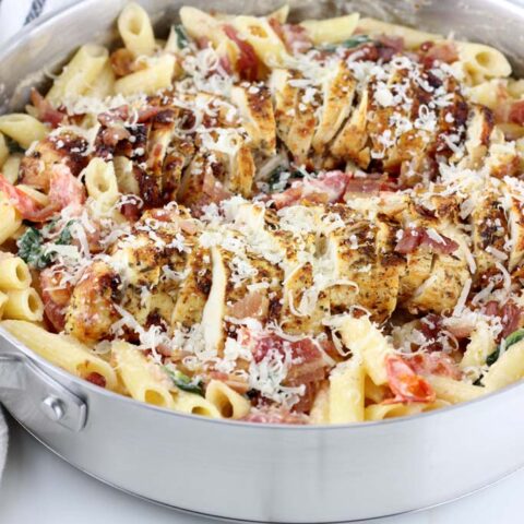 Easy Chicken & Bacon Pasta with Spinach and Tomatoes