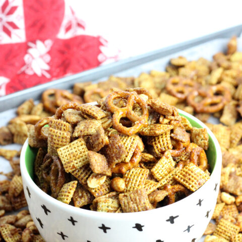 Gingerbread Chex Mix
